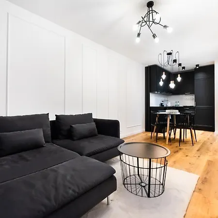 Wola Golden Varşova