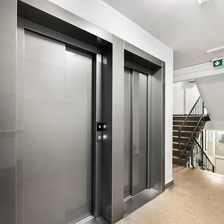 Apartamento Wola Golden Varsovia